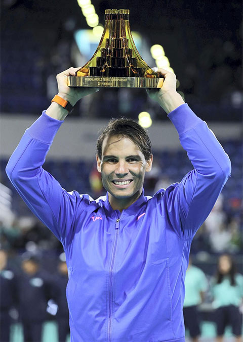 Nadal lần thứ 5 vô địch Mubadala World Tennis Championship