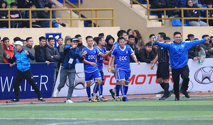 Thành Lương ghi dấu ấn lớn trong chức vô địch của EOC khi góp 1 bàn thắng siêu phẩm ở trận bán kết, 2 kiến tạo ở trận chung kết. 2 bàn thắng của EOC được ghi do công của bộ đôi một thời của V.Ninh Bình là Trần Mạnh Dũng và Phan Anh Tuấn  