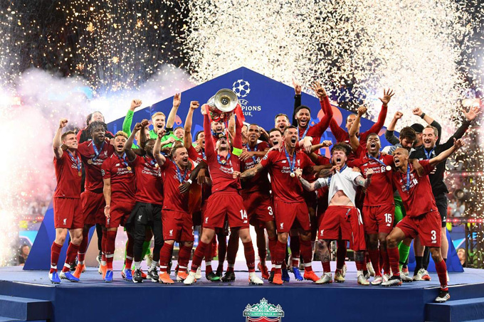 Liverpool vô địch Cúp C1/Champions League lần thứ 6 trong lịch sử sau khi đánh bại đội bóng đồng hương Tottenham trong trận chung kết. 