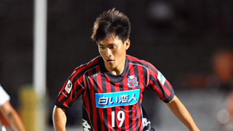 Consadole Sapporo quyết có 1 cầu thủ Việt Nam sau Công Vinh