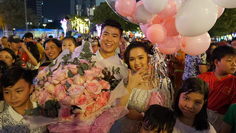 Duy Mạnh cầu hôn em vợ Văn Quyết ngày đầu năm 2020