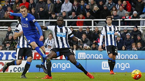 Hàng thủ lỏng lẻo sẽ biến Newcastle trở thành mồi ngon cho Vardy và đồng đội