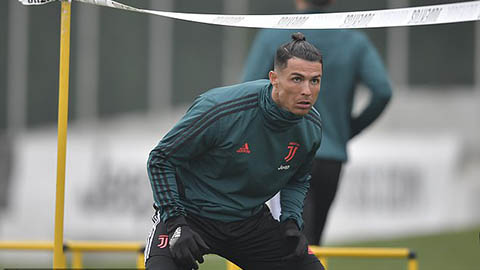 Ronaldo làm gì để thay đổi phong thủy trong năm 2020?
