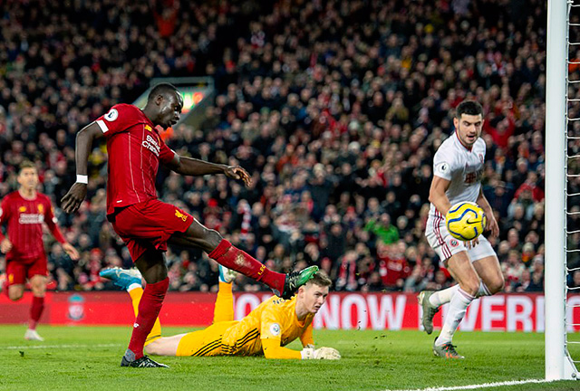 Mane ấn định chiến thắng 2-0 cho Liverpool