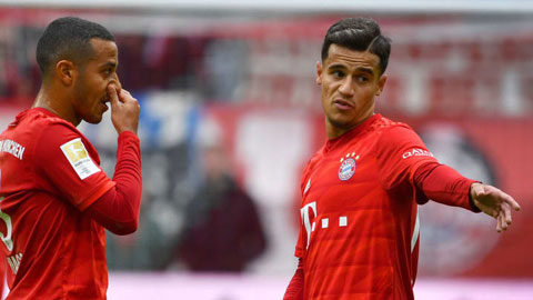 Nếu chơi đúng với khả năng, Coutinho (phải) và Thiago hoàn toàn có thể đóng góp nhiều hơn nữa cho Bayern