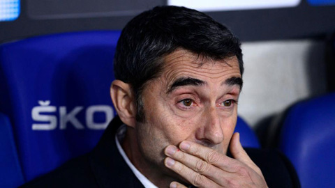 Barca đánh rơi điểm, Valverde đổ lỗi cho De Jong