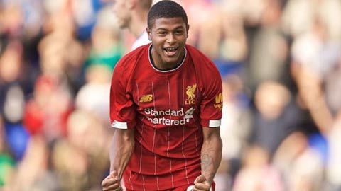 Liverpool cho Swansea mượn Brewster