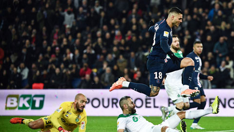 PSG: Icardi bay... không hạ cánh