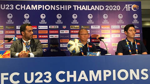 HLV Park Hang Seo: "1 điểm là tốt" HLV Park Hang Seo: "1 điểm là tốt"