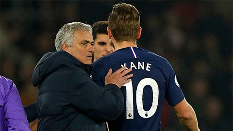 Tottenham mất Kane ít nhất 3 tháng, Mourinho đau đầu, ĐT Anh "méo mặt"