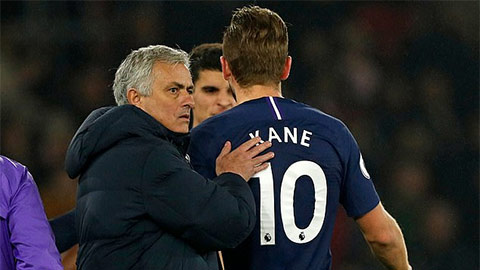 Tottenham mất Kane 3 tháng, HLV Mourinho đẩy quả bóng trách nhiệm sang ĐT Anh