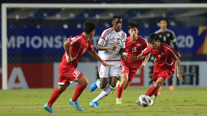 U23 Triều Tiên thua 0-2 trước U23 UAE. Ảnh: Minh Tuấn 