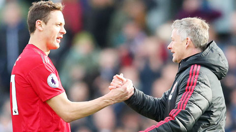 Giữ lại Nemanja Matic, Man United đang tính quẩn