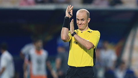 HLV Iraq: ‘Trọng tài mất quá nhiều thời gian để cho U23 Thái Lan hưởng penalty’