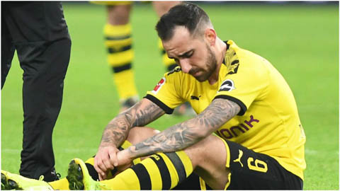 Cựu sao Barca đắt khách sau khi bị Dortmund hắt hủi