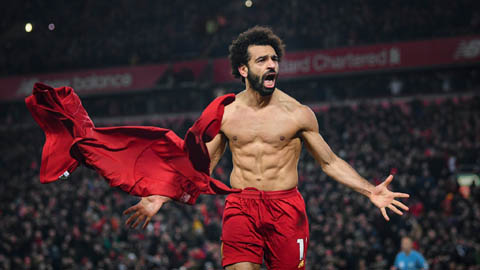 Salah như "hổ mọc cánh" khi đá tại Anfield