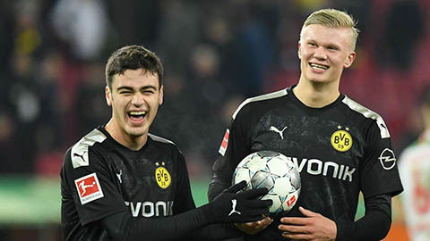 Con trai cựu cầu thủ Man City lập kỷ lục ở Cúp quốc gia Đức
