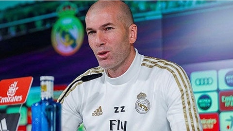 Zidane né khi được hỏi về scandal của Messi tại Barca