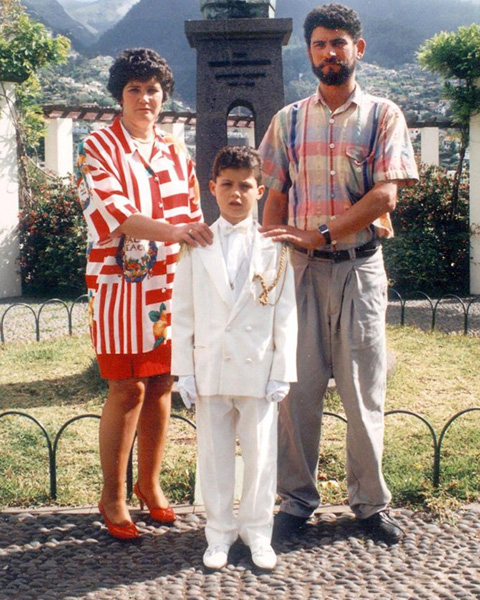 Ronaldo và cha mẹ của mình