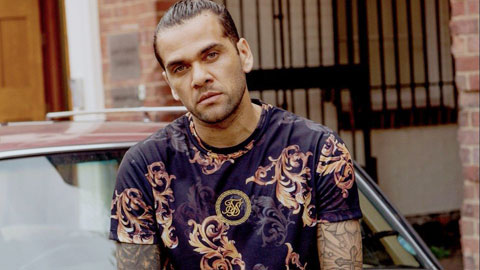 Dani Alves bị mất trộm xế hộp