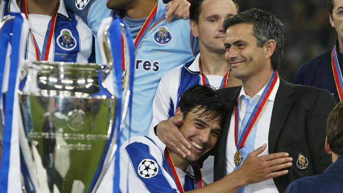 Mourinho vô địch Champions League cùng Porto