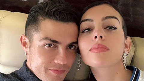 Ronaldo cho bạn gái gần 2,5 tỷ tiền tiêu vặt hàng tháng