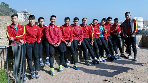 ĐT futsal Việt Nam về nước