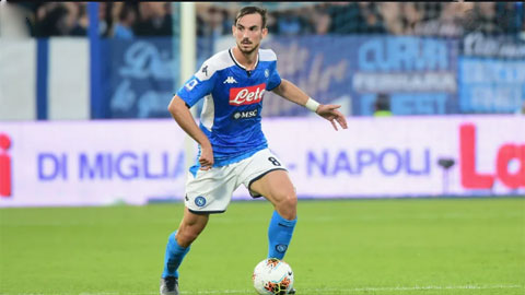 Fabian Ruiz trưởng thành vượt bậc trong màu áo Napoli