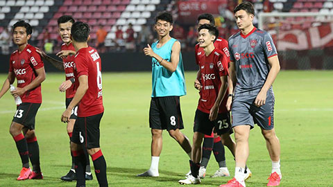 Đối thủ của Đặng Văn Lâm lọt vào đội hình tiêu biểu vòng 4 Thai League 2020