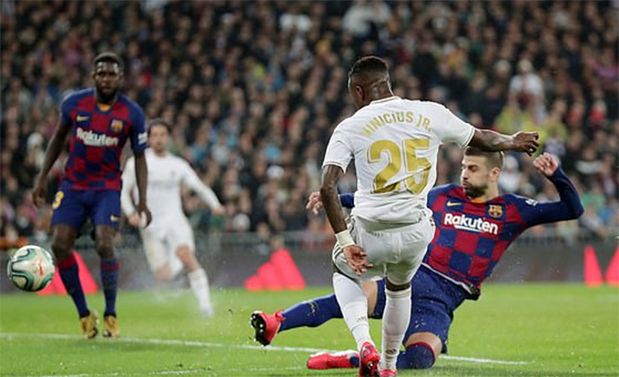 Chê Real quá dở dù thắng Barca, Pique bị Ramos 'phản pháo'