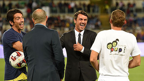 Maldini chuẩn bị bị tống khỏi Milan