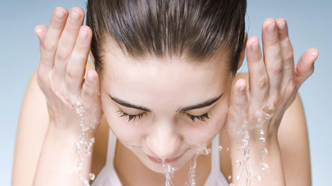"Rửa mặt" bước quan trọng nhất để có làn da khỏe đẹp