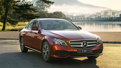 Mercedes-Benz E 180 đẹp long lanh ra mắt tại VN với giá 2,05 tỷ đồng