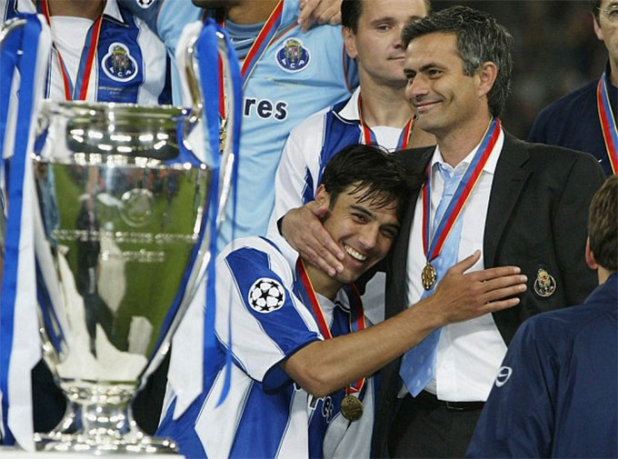 HLV Mourinho giúp Porto vô địch Champions League 2003/04