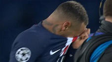 Neymar khóc nức nở sau trận thắng Dortmund