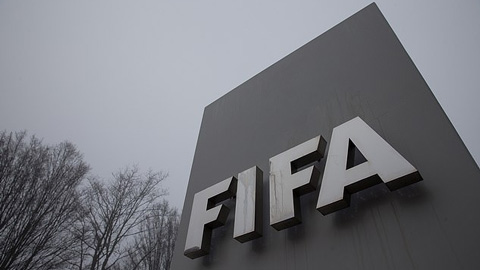 FIFA hoãn vòng loại World Cup vì lo ngại virus corona