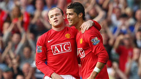 Rooney bật mí bí kíp giúp Ronaldo tăng cân trở thành lực sỹ