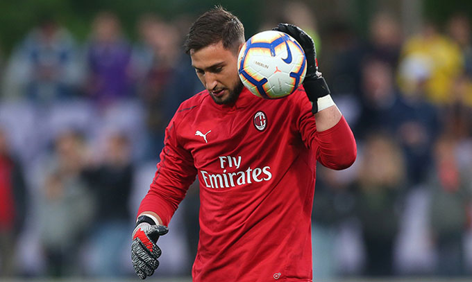 Donnarumma cần rời Milan