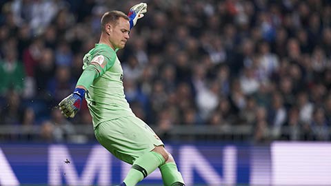 Barca muốn 'trói chặt' Ter Stegen