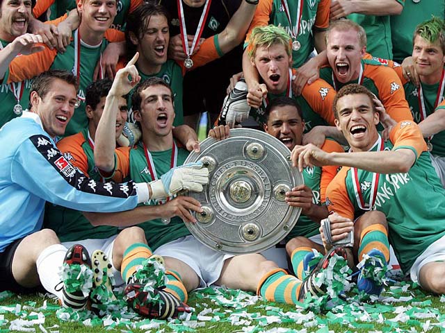 Werder Bremen 2004 tập trung những cầu thủ cá tính và ưu tú