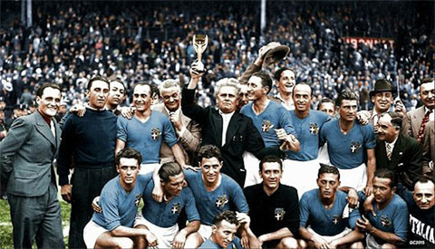 Italia đăng quang năm 1934 và 1938 là đội giữ ngôi vô địch World Cup lâu trong lịch sử bởi thế chiến 2 không tổ chức World Cup 1942 và 1946 