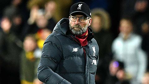 Người cũ không muốn trao cúp Premier League cho Liverpool