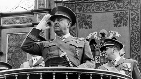 Vì sao tướng Franco 'tự đốt lưới nhà' tại Euro 1960?