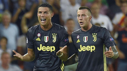 Ronaldo phải mua iMac để chuộc lỗi với đồng đội tại Juventus