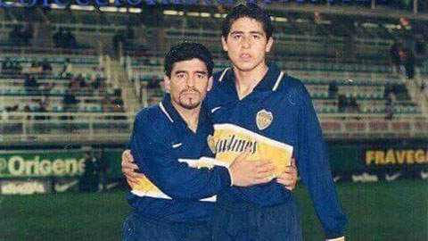 Diego Maradona và Juan Riquelme: Hai 'số 10' kỳ diệu nhưng không thể song hành
