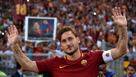 Thực hư chuyện Francesco Totti suýt rời Roma năm 20 tuổi