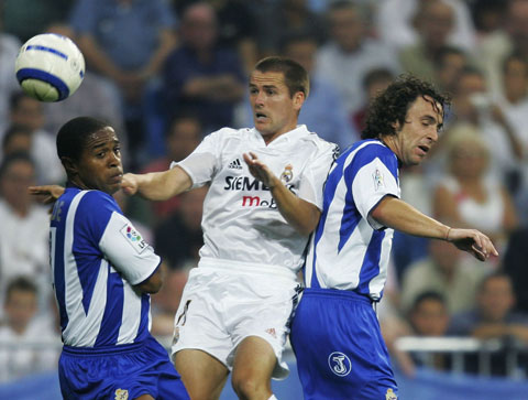 Michael Owen (giữa) chỉ có một vài khoảnh khắc tỏa sáng trước khi chìm nghỉm tại Real Madrid