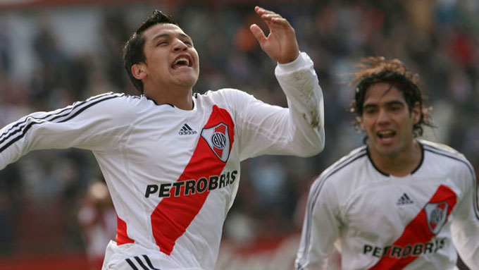 Alexis Sanchez và Radamel Falcao: Cùng thi đấu cho River Plate từ 2007 tới 2008