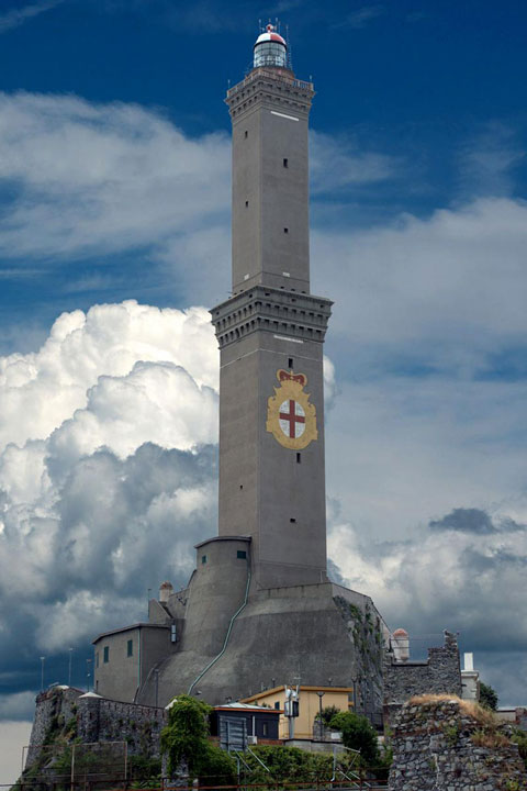Việc Sampdoria chiến thắng liên tiếp và đoạt Scudetto mùa 1990/91 được so sánh với ngọn hải đăng huyền thoại của thành Genoa