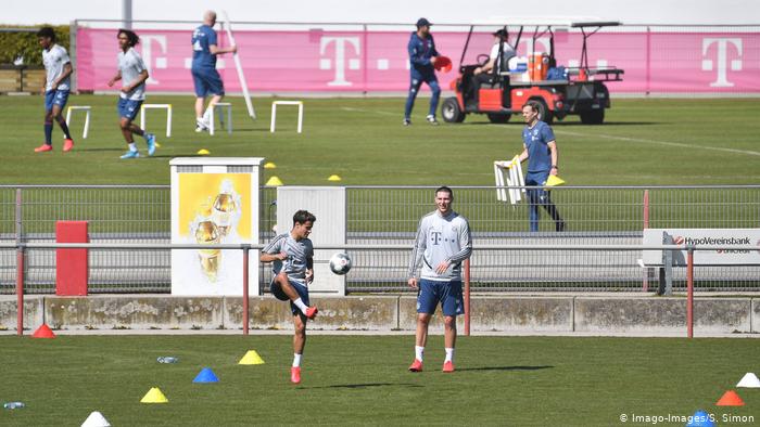 Tuần trước, nhiều CLB ở Bundesliga đã trở lại tập luyện